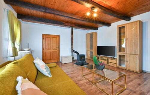 Sveti Ivan Zelina House | Cozy Home In Blaskovec With Wifi