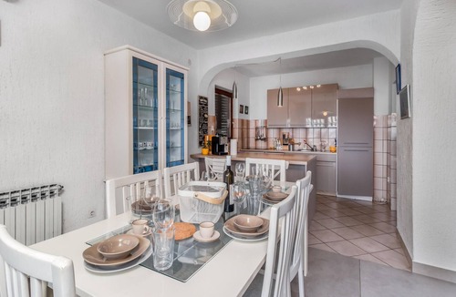Dramalj House | Cozy home in Dramalj with house sea view