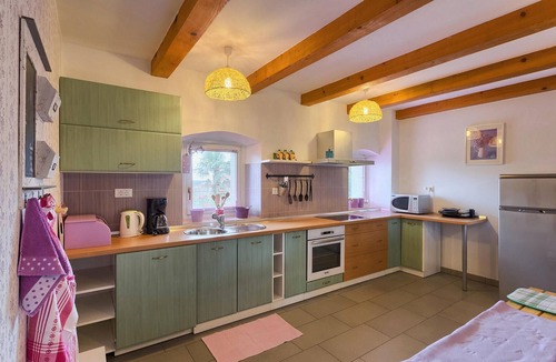 Visnjan House | Cozy home in Porec with sauna