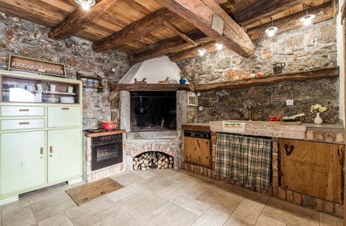 Veprinac House | Cozy Home In Veprinac