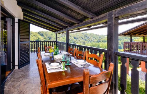 Vinica House | Cozy Home In Vinica Breg