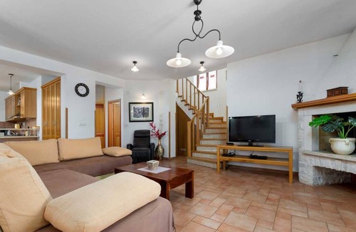 Brecevici Villa | Cute holiday house with swimming pool in Istria