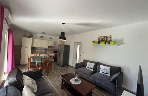 Vir Apartment | Daniela