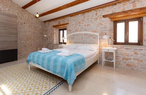 Rovinj Apartment | DeAmicis Studios by Irundo