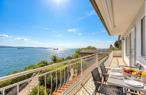 Ankaran Apartment | Debeli Rtič Apartments with Shared Pool