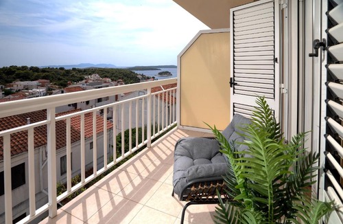 Krizna luka Apartment | Delux Oasis Hvar