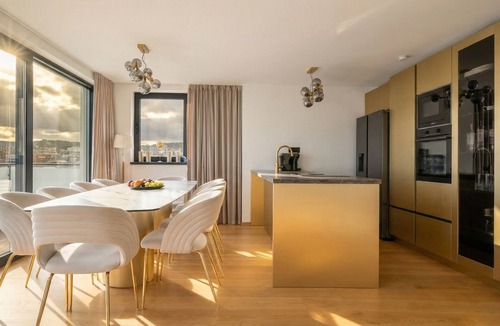 Okrug Gornji House | Deluxe Villa Rapp Laurenn pool by sea Private Chef & Luxury Experiences