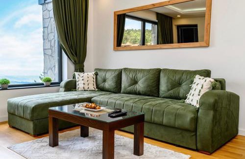Divcibare Apartment | Devana S23