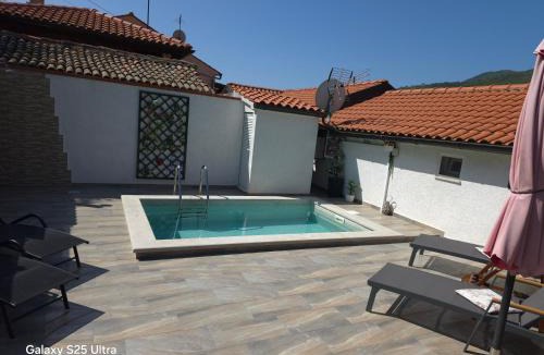 Golovik House | Diana Holiday Home