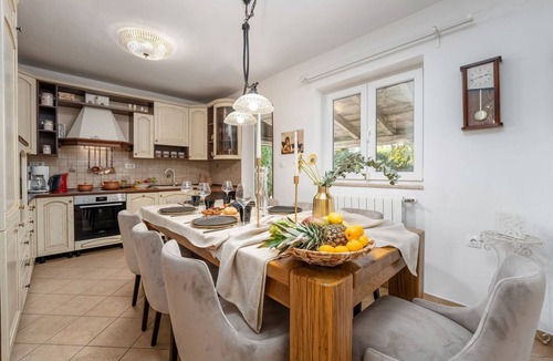 Gulici House | Dog-friendly villa with private pool, panoramic sea view, outdoor kitchen, cot
