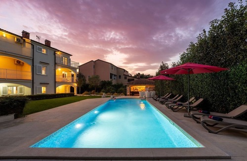 Gulici House | Dog-friendly villa with private pool, panoramic sea view, outdoor kitchen, cot