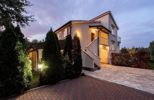 Gulici House | Dog-friendly villa with private pool, panoramic sea view, outdoor kitchen, cot