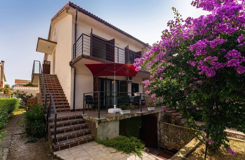 Zrce Apartment | Drazen Charming First Floor Apartment