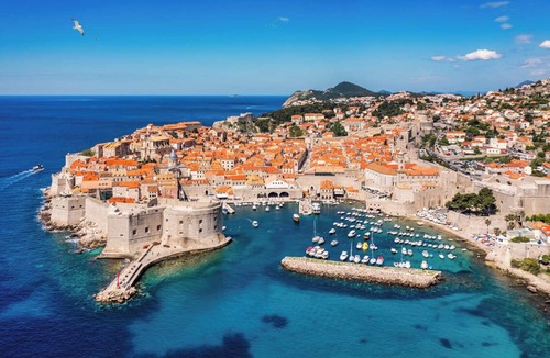 Komolac Boat Rental | Dubrovnik Delight: A Sun-Kissed Sailing Experience