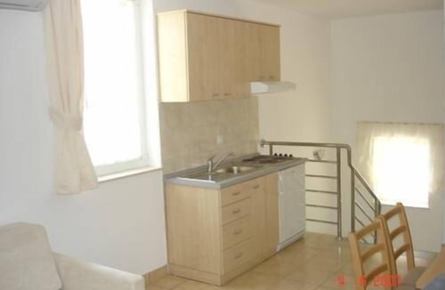 Vinjerac Apartment | Duplex apartment with a view of the sea and the garden