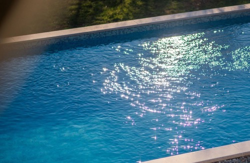 Garica House | Eine luxuriöse Villa "Maslina" mit Pool und Grill by Interhome