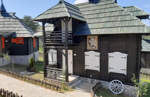 Zlatibor Apartment | El Paso City, Zlatibor - Unique Wooden Cottages, Treehouse, Wild West Rooms, accommodation 1-6 people