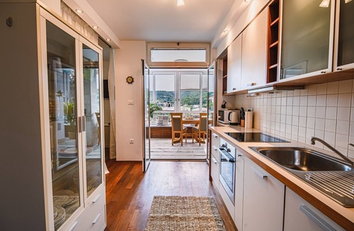 Seca Apartment | Elegant and Scenic Peaceful Apartments Portoroz - Studio Apartment with Terrace