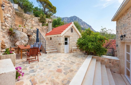 Podgora Villa | Elegant villa in Podgora with private pool and sea view