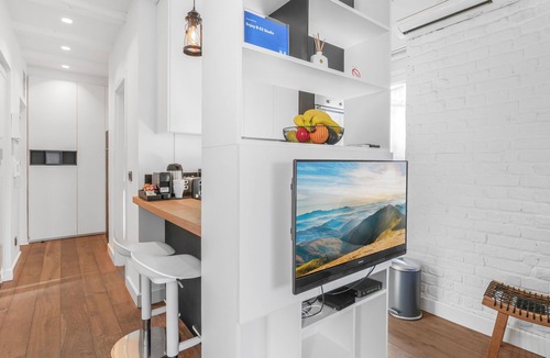 Vracar Apartment | Enjoy B-52 Studio Superior studio in the heart of Belgrade-comfort and privacy