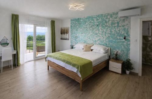 Cerovlje Villa | Entire Vacation Home - Heated Pool,Jacuzzi & Sauna