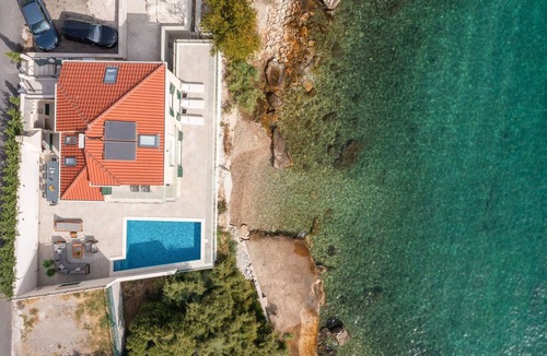 Stobrec House | Epetium Beach Villa by Interhome