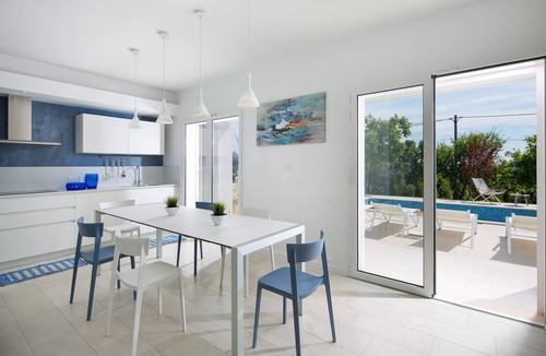 Stanisovi Villa | Exquisite Villa in Stanišovi with Swimming Pool