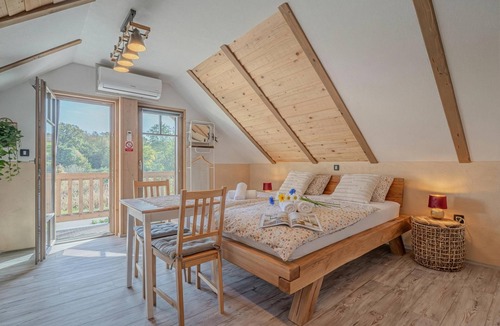 Beltinci Hotel | Family Barn Room w/Shared Pool Škedenj 3, Ljutomer, Slovenia
