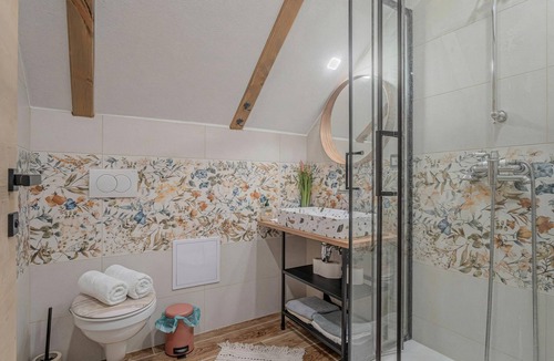 Beltinci Hotel | Family Barn Room w/Shared Pool Škedenj 3, Ljutomer, Slovenia