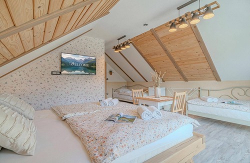 Beltinci Hotel | Family Barn Room w/Shared Pool Škedenj 3, Ljutomer, Slovenia
