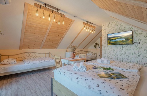 Beltinci Hotel | Family Barn Room w/Shared Pool Škedenj 2, Ljutomer, Slovenia