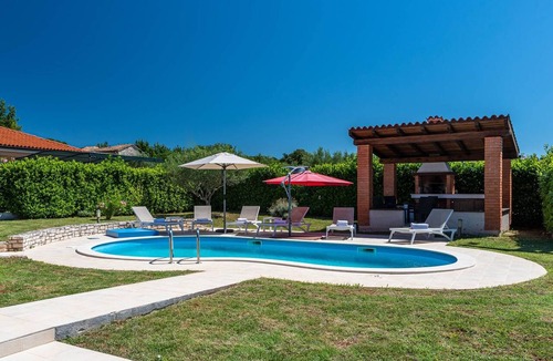 Farini House | Family friendly house with a swimming pool Višnjan, Central Istria - Središnja Istra (K-25126)