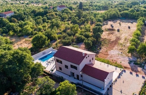 Drnis House | Family friendly house with a swimming pool Drniš, Zagora (K-25275)