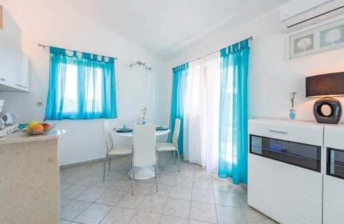Domijanici Villa | Family home with hydromassage pool &fun activities