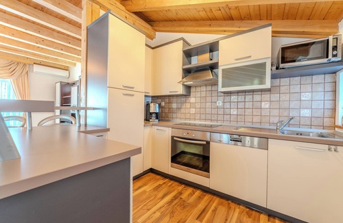 Polaca House | Family villa with large private pool, whirlpool, sauna and gym