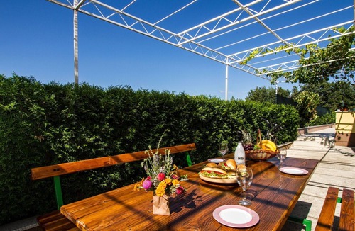 Sestanovac House | Ferienresidenz Maja by Interhome