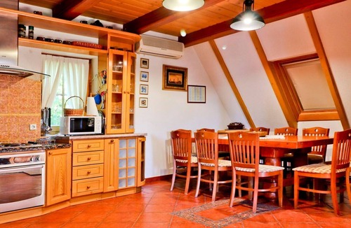 Donja Voca House | Ferienvilla "Ferienhaus Grga" by Interhome