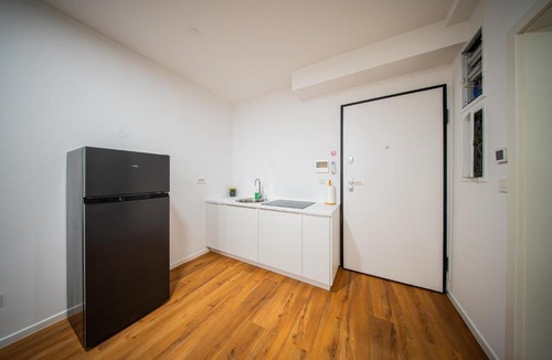 Zagreb Apartment | Flexible SelfCheckIns Zagreb 288 - 1 Bedroom Apartment - Loggia - Parking