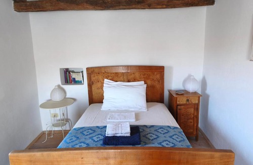 Truske House | Flori Peaceful House - Short, 20' Drive to the Sea