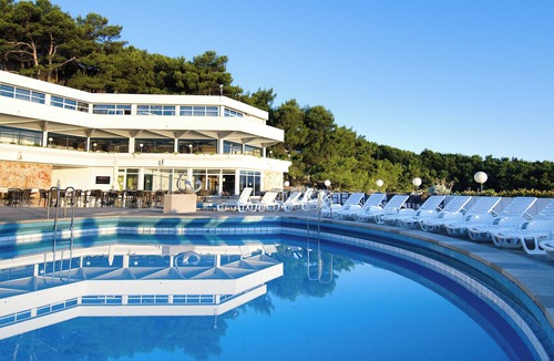 Island Hvar Hotel | Fontana Bayside Park