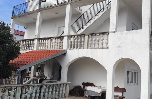 Pridraga Apartment | Four-bedroom apartment with terrace and sea view Pridraga - Cuskijaš, Novigrad (A-24025-c)