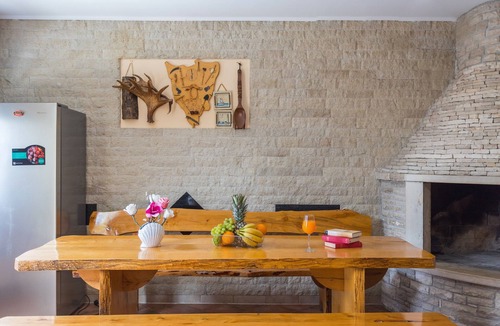 Vintijan Apartment | Four-bedroom apartment with a swimming pool Pula (A-14924-a)