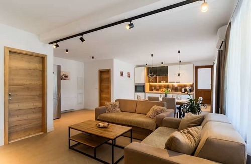 Sinj House | Four Bedroom Holiday Home