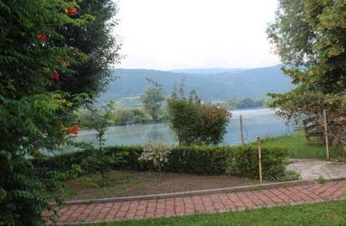 Bihac House | Four bedroom house with river view