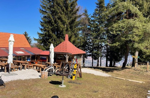 Hocko Pohorje Ski Chalet | Friendly cottage on hill Pohorje Maribor in nature