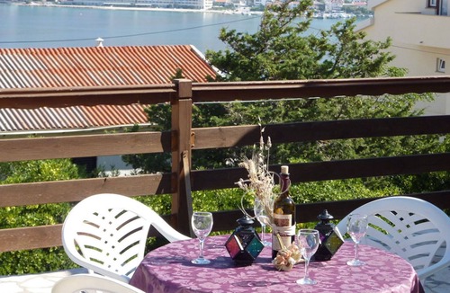 Pag Apartment | From 25 per day. Only 200 meters from the beach with beautiful sea views