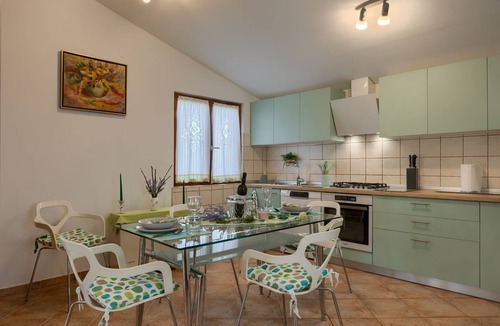 Rakalj House | Fully fenced holiday home, your pet is also welcome