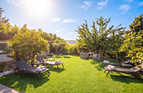 Secovlje Apartment | Gaja 2 Bdr Apt w Shared Jacuzzi & Garden near Portorož, Portorož - Sečovlje, Slovenia