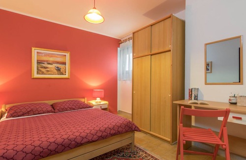 Fuskulin Apartment | Garden with a pool and barbecue, air conditioning, Wi-Fi, quiet location