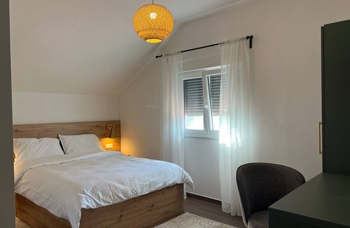 Irinovac Apartment | Gold Fish -1 bedroom with bathroom in Plitvice Lakes